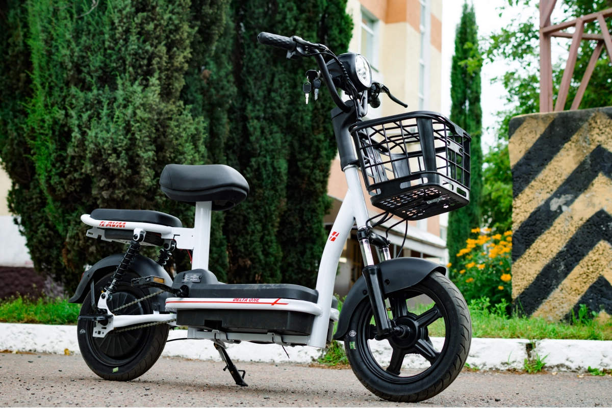 Электроскутер AVM Delta ONE