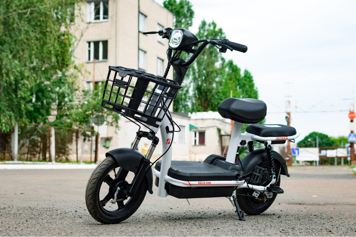 Электроскутер AVM Delta ONE