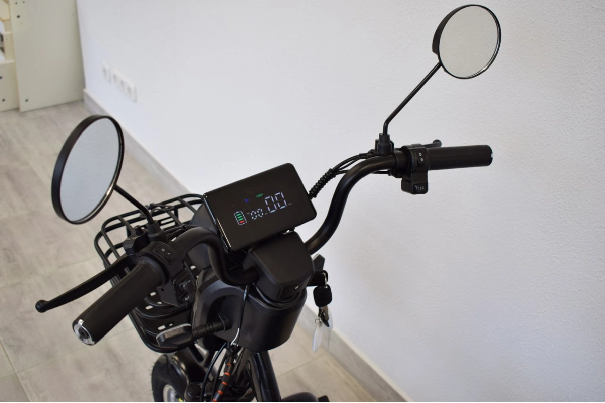 Электротрицикл Terax BIGGI чёрный